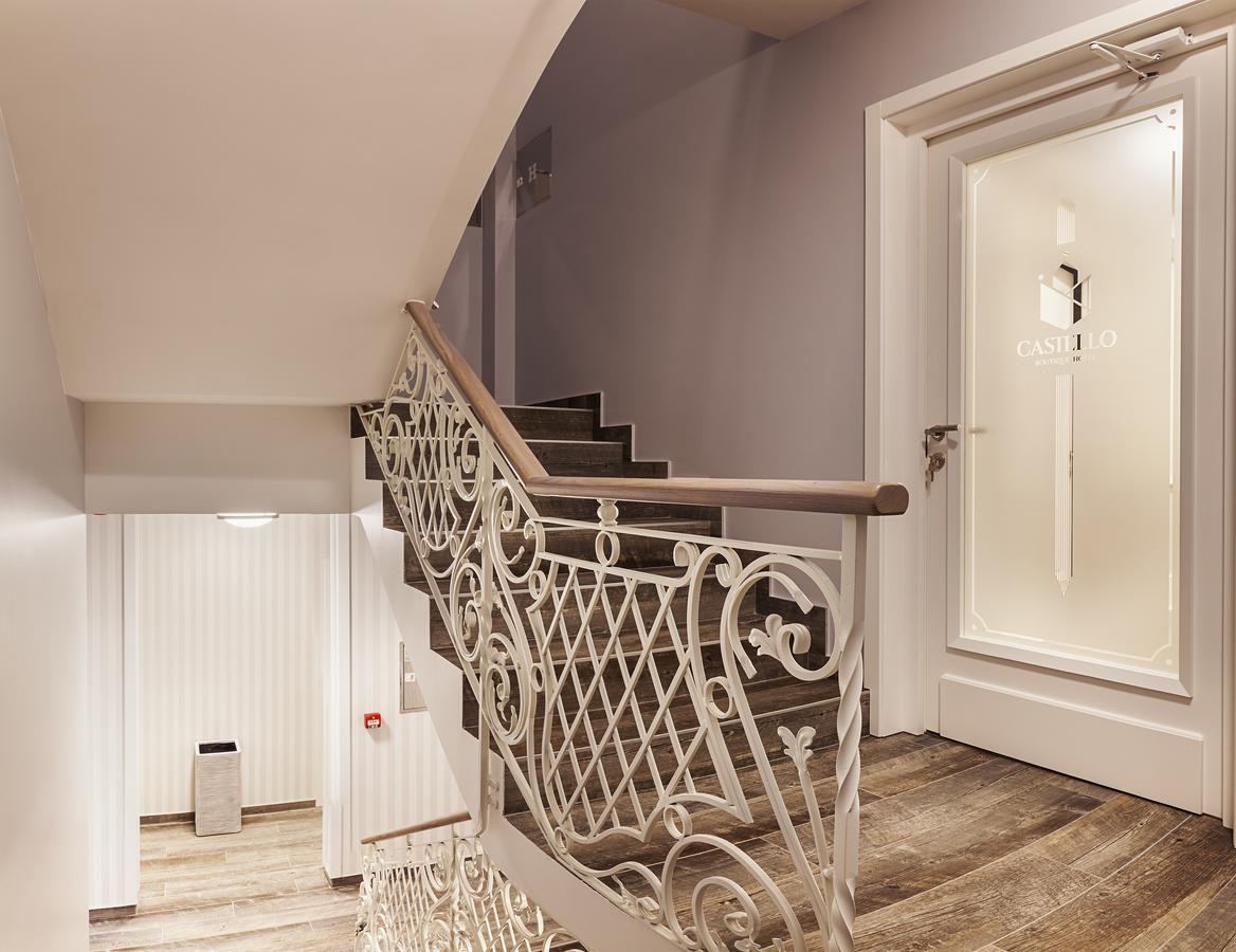 Castello Boutique Hotel Čačak Extérieur photo